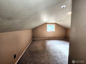 18027 Sunnyside Avenue N, Shoreline WA 98133