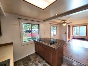 18027 Sunnyside Avenue N, Shoreline WA 98133