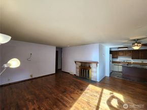 18027 Sunnyside Avenue N, Shoreline WA 98133