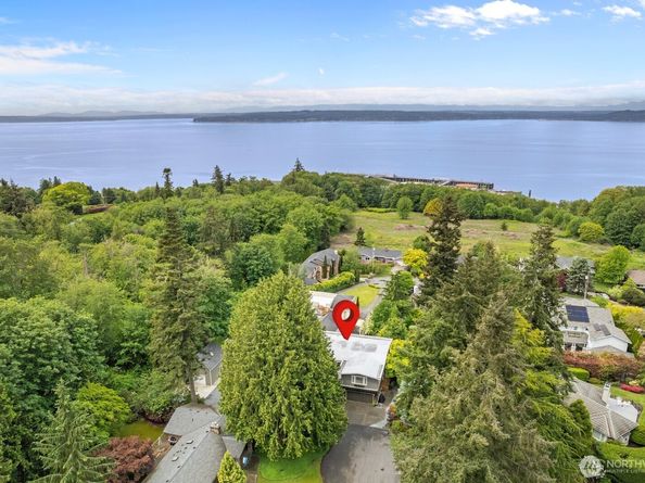 11404 239th Place SW, Woodway WA 98020