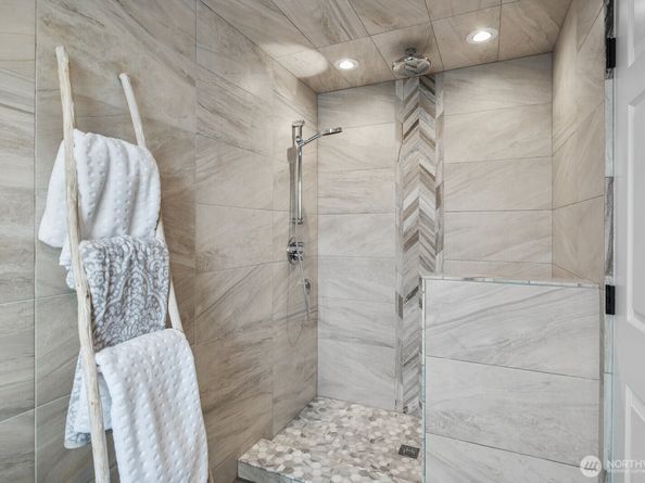 11404 239th Place SW, Woodway WA 98020