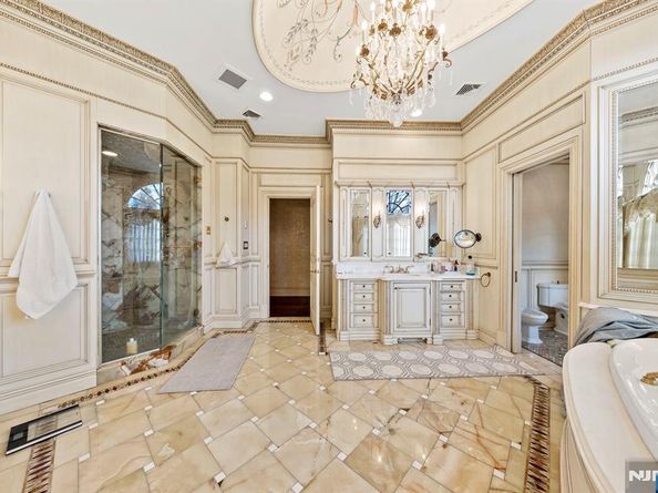78 Roberts Road, Englewood Cliffs NJ 07632