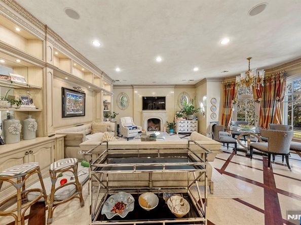 78 Roberts Road, Englewood Cliffs NJ 07632