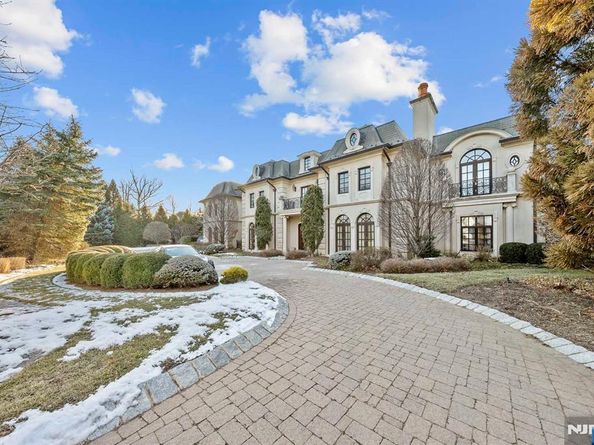 78 Roberts Road, Englewood Cliffs NJ 07632
