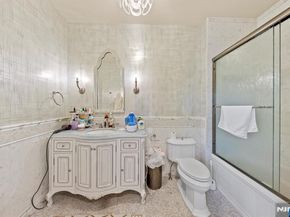 78 Roberts Road, Englewood Cliffs NJ 07632