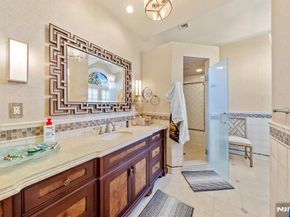 78 Roberts Road, Englewood Cliffs NJ 07632