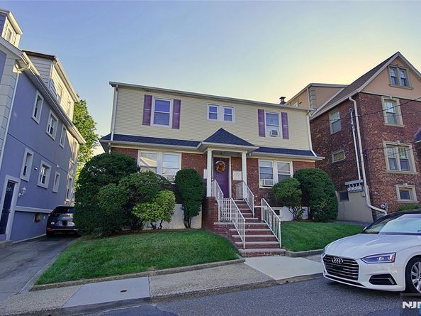 458 Shannon Place, Cliffside Park NJ 07010