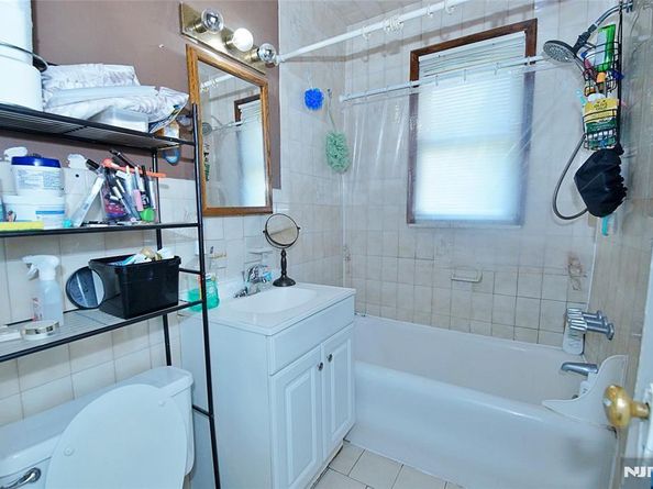 458 Shannon Place, Cliffside Park NJ 07010