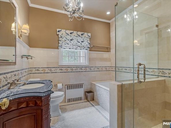 294 Oakwood Road, Englewood NJ 07631