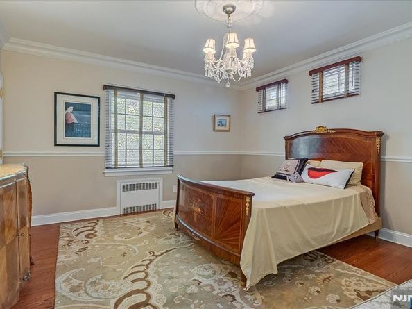 294 Oakwood Road, Englewood NJ 07631