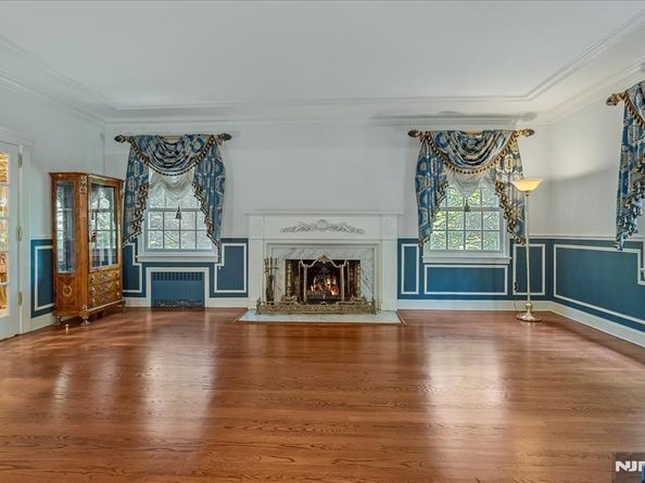 294 Oakwood Road, Englewood NJ 07631