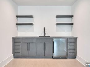 1077 Abbott Boulevard, Fort Lee NJ 07024