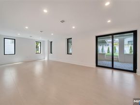 1077 Abbott Boulevard, Fort Lee NJ 07024