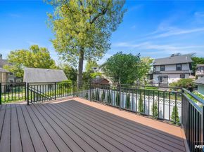 1077 Abbott Boulevard, Fort Lee NJ 07024
