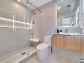 1077 Abbott Boulevard, Fort Lee NJ 07024