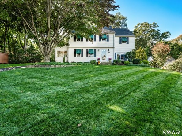 495 Cutspring Road, Stratford CT 06614