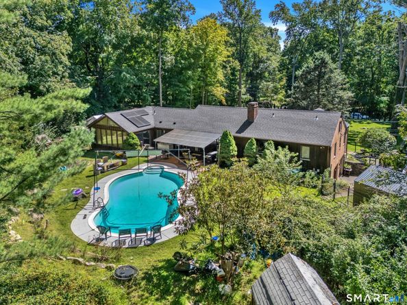 68 Parry Road, Stamford CT 06907