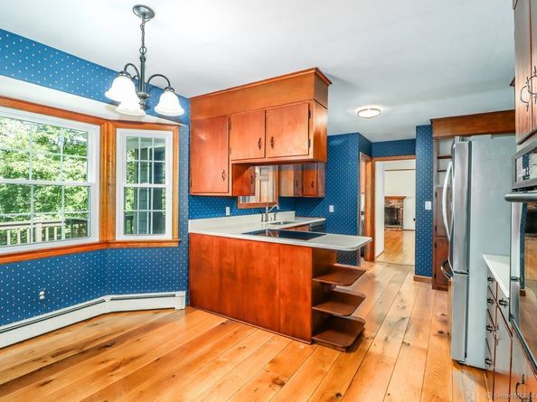 38 Fairmount Drive, Danbury CT 06811