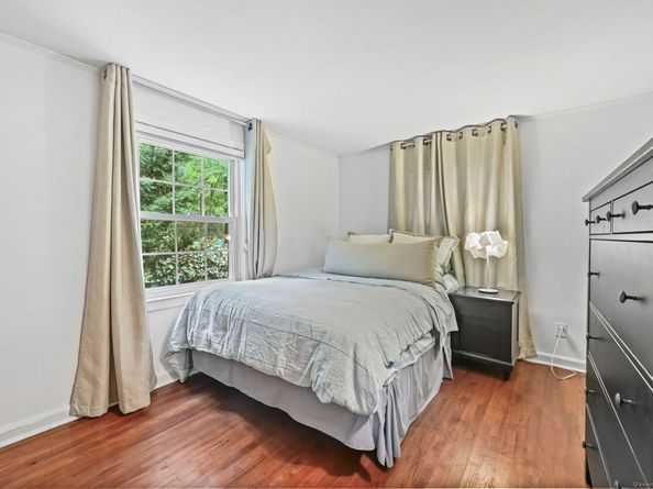 60 Redmont Road, Stamford CT 06903
