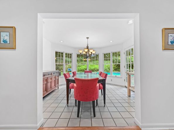 60 Redmont Road, Stamford CT 06903