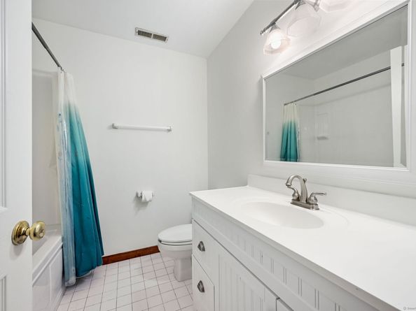 60 Redmont Road, Stamford CT 06903