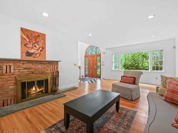 60 Redmont Road, Stamford CT 06903