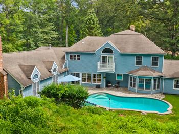 60 Redmont Road