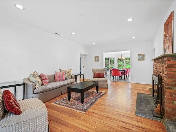 60 Redmont Road, Stamford CT 06903