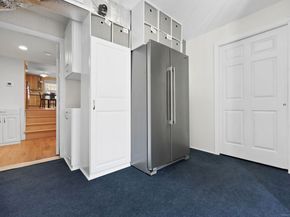 17 Lynn Court, Darien CT 06820