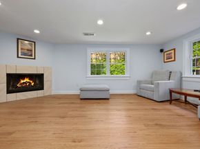17 Lynn Court, Darien CT 06820