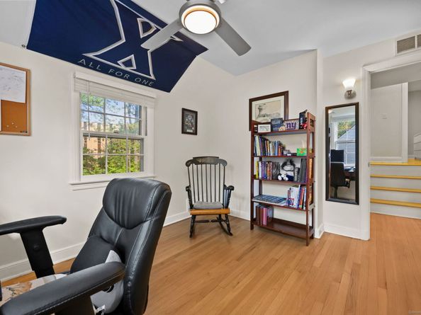 17 Lynn Court, Darien CT 06820