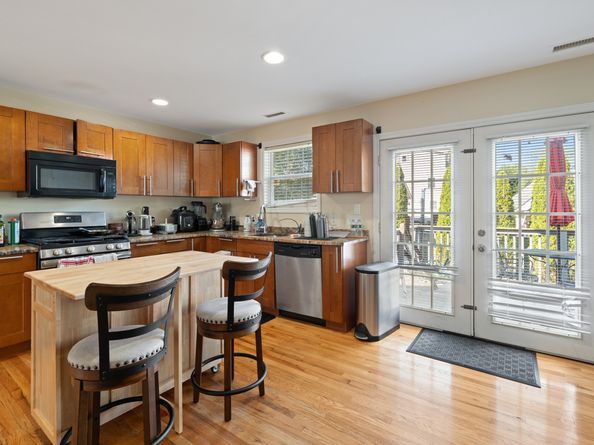 270 Roosevelt Avenue, Stratford CT 06615