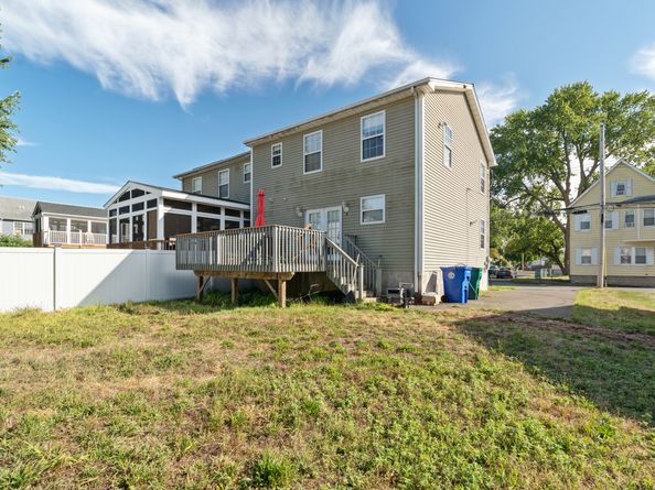 270 Roosevelt Avenue, Stratford CT 06615