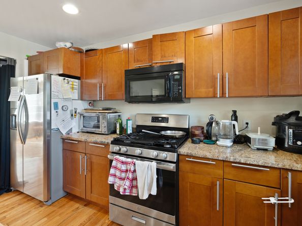 270 Roosevelt Avenue, Stratford CT 06615