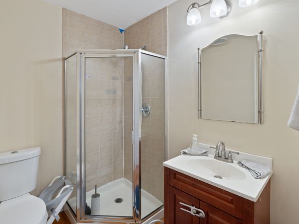 270 Roosevelt Avenue, Stratford CT 06615