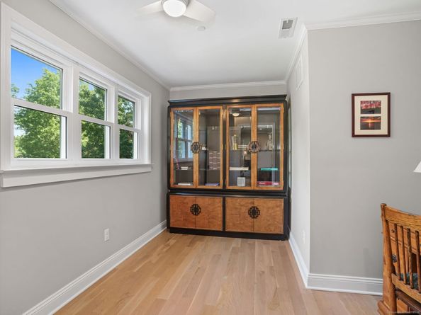 51 Forest Avenue APT 125, Greenwich CT 06870