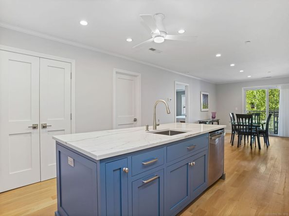 51 Forest Avenue APT 125, Greenwich CT 06870