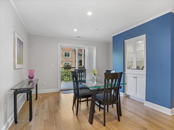 51 Forest Avenue APT 125, Greenwich CT 06870