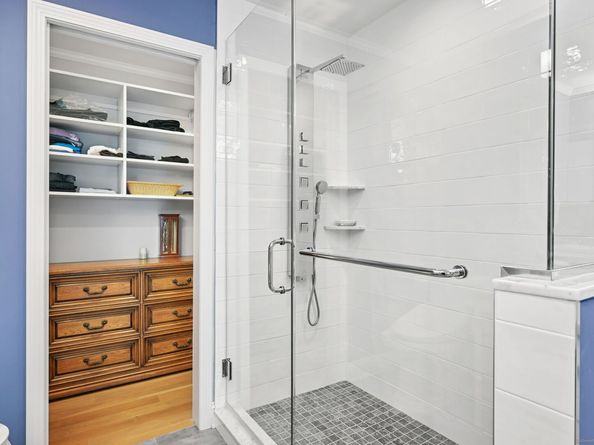 51 Forest Avenue APT 125, Greenwich CT 06870