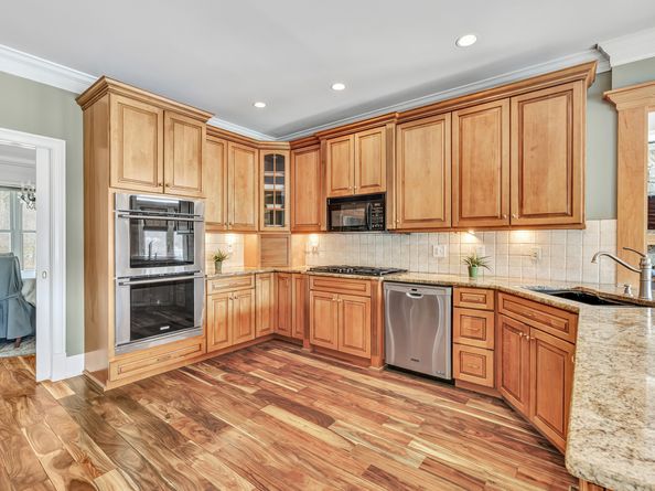 96 Big Horn Road, Shelton CT 06484