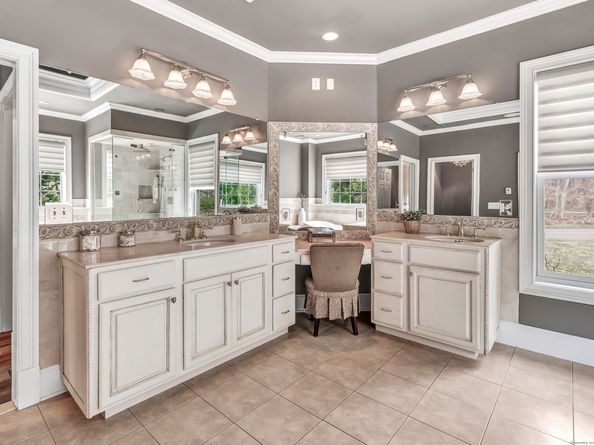 96 Big Horn Road, Shelton CT 06484