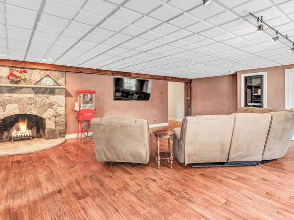 96 Big Horn Road, Shelton CT 06484