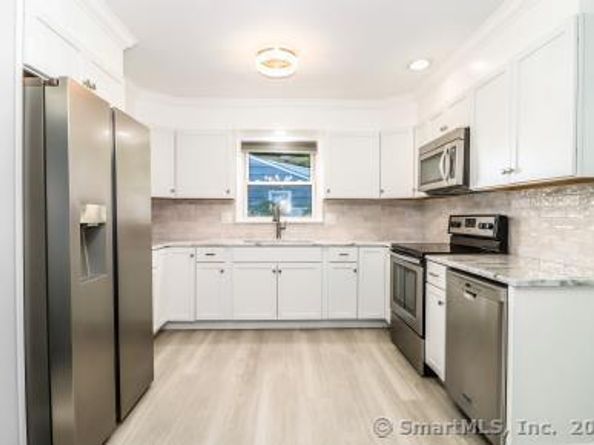 58 cedar Drive, Danbury CT 06811