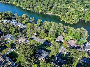 58 cedar Drive, Danbury CT 06811