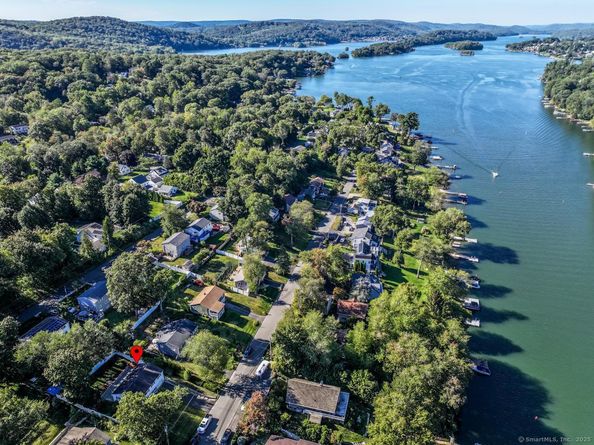 58 cedar Drive, Danbury CT 06811