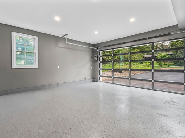 1207 Stillson Road, Fairfield CT 06824