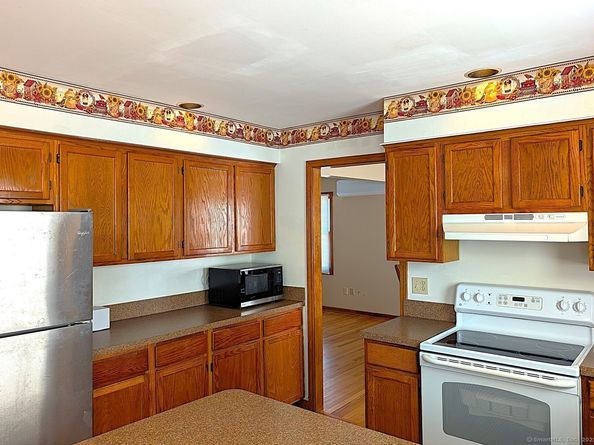 42 Fairway Green, Fairfield CT 06825