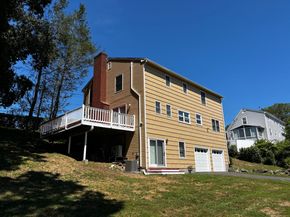 42 Fairway Green, Fairfield CT 06825