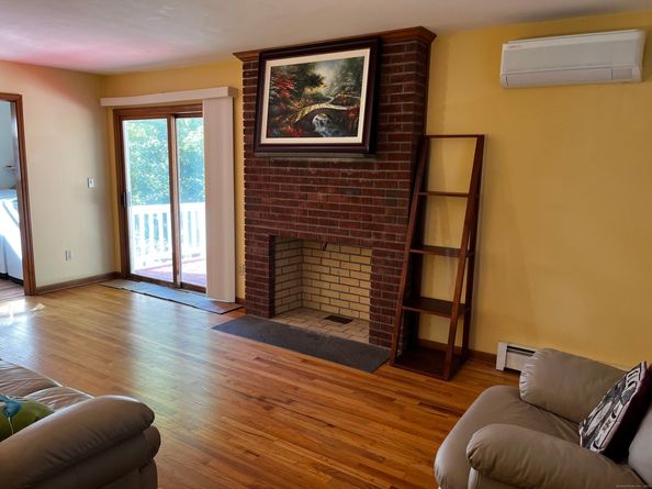 42 Fairway Green, Fairfield CT 06825