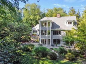 14 Shinnecock Place, Weston CT 06883